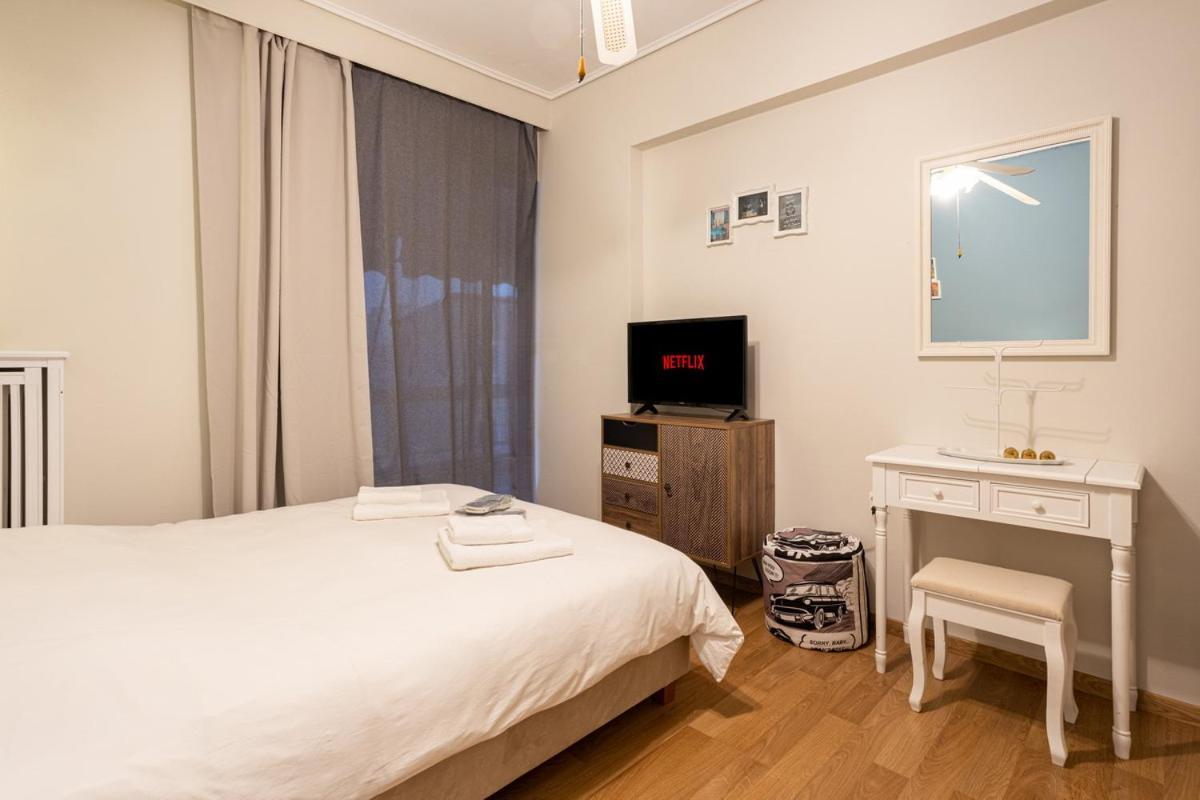 Glyfada Golf Fourth Floor Apartment Athena Bagian luar foto