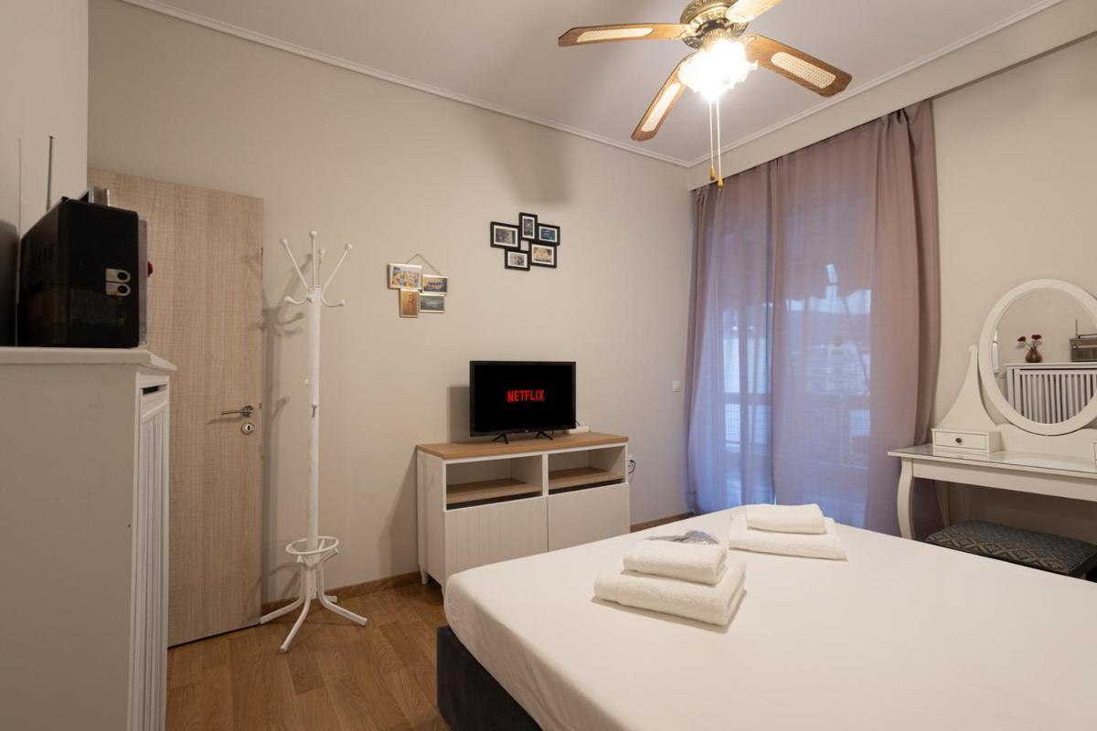 Glyfada Golf Fourth Floor Apartment Athena Bagian luar foto